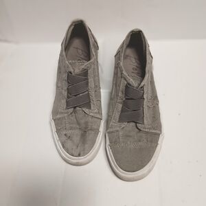 Blowfish Malibu distressed patchwork slip on olive/gray sneakers, 9